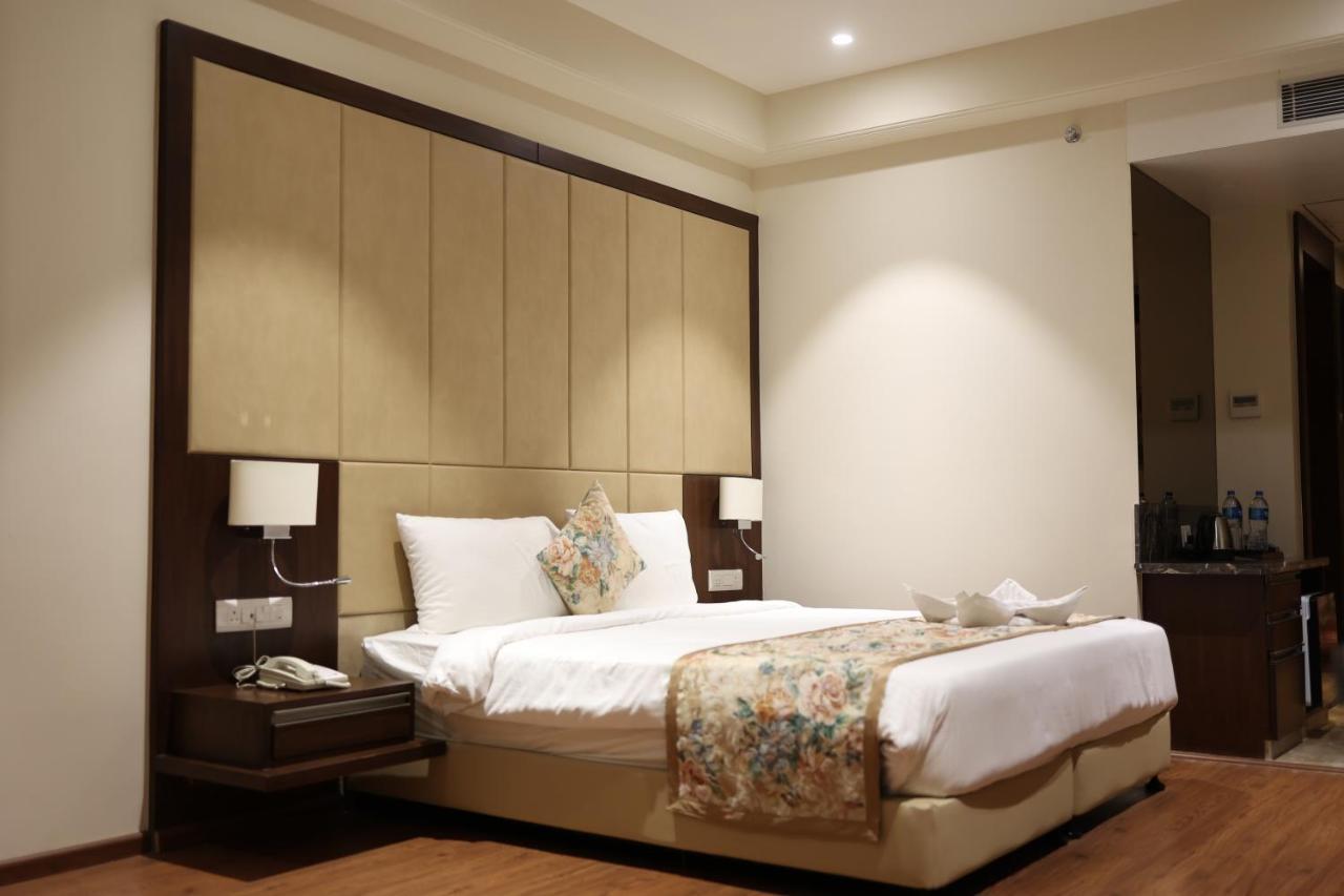 Pride Hotel 博帕尔 外观 照片